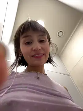 bigbabykiki online show from December 26, 10:05 am