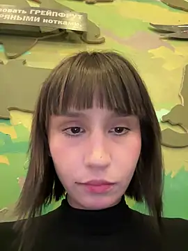 bigbabykiki online show from February 7, 6:14 am