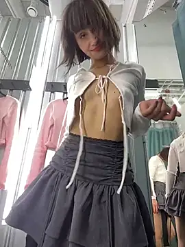 bigbabykiki online show from February 7, 9:16 am