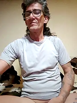 Snapshot of Zgodanilep chatting on June 22, 4:59 pm Zgodanilep online show from June 22, 4:59 pm