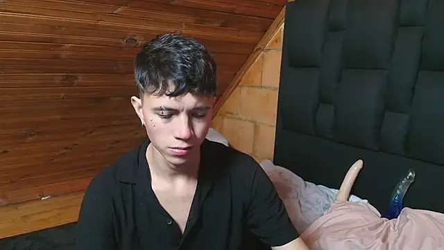 Snapshot of Justyn_Ross chatting on October 29, 4:26 am Justyn Ross online show from October 29, 4:26 am