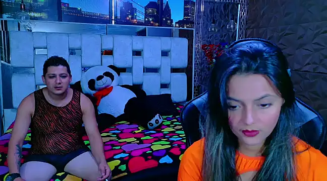 Snapshot of ValentinaAndTerry chatting on March 22, 7:09 pm ValentinaAndTerry online show from March 22, 7:09 pm