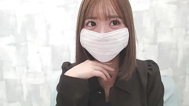 Snapshot of LOVE_MOMO_LOVE chatting on November 19, 10:26 am LOVE MOMO LOVE online show from November 19, 10:26 am