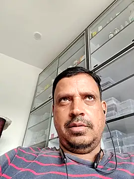 Raj1043 online show from July 18, 5:44 am