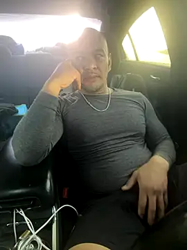 Snapshot of EatMyCake831 chatting on November 27, 4:09 pm EatMyCake831 online show from November 27, 4:09 pm