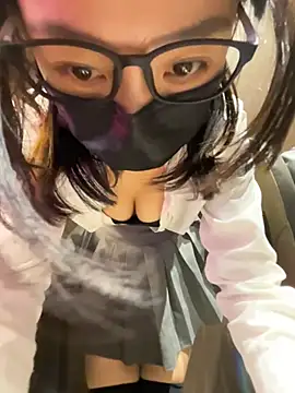 Snapshot of syy9999 chatting on March 12, 6:55 pm syy9999 online show from March 12, 6:55 pm