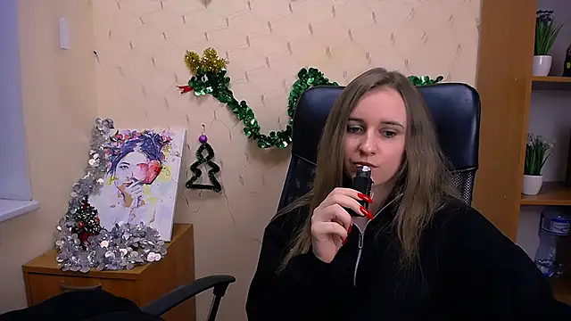 Snapshot of _Nicole_new chatting on December 24, 3:26 pm Nicole new online show from December 24, 3:26 pm