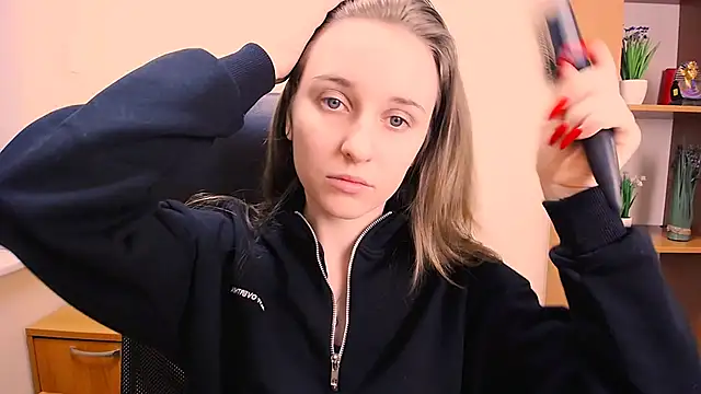 Snapshot of _Nicole_new chatting on January 18, 12:15 pm Nicole new online show from January 18, 12:15 pm