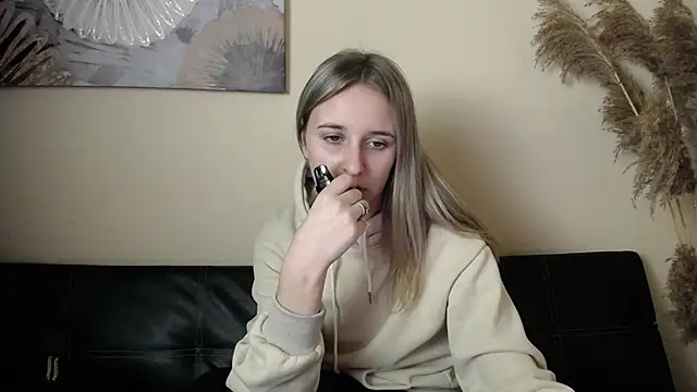 Snapshot of _Nicole_new chatting on November 9, 4:05 pm Nicole new online show from November 9, 4:05 pm