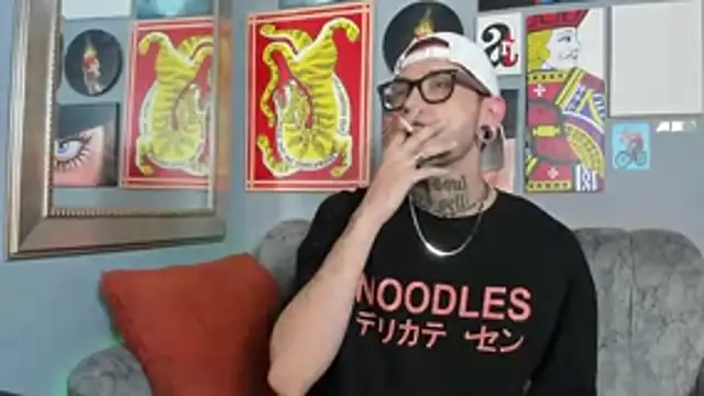 MurdockH online show from October 19, 4:57 am