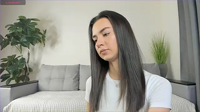 Snapshot of NicoleLuv chatting on January 12, 1:05 pm NicoleLuv online show from January 12, 1:05 pm