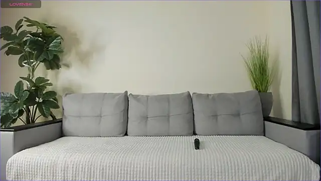 Snapshot of NicoleLuv chatting on January 16, 1:04 pm NicoleLuv online show from January 16, 1:04 pm