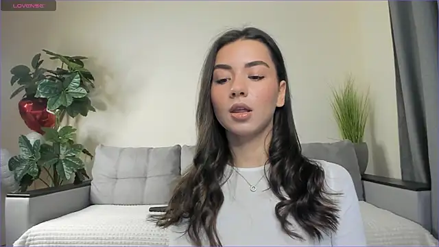 NicoleLuv online show from February 24, 1:10 pm