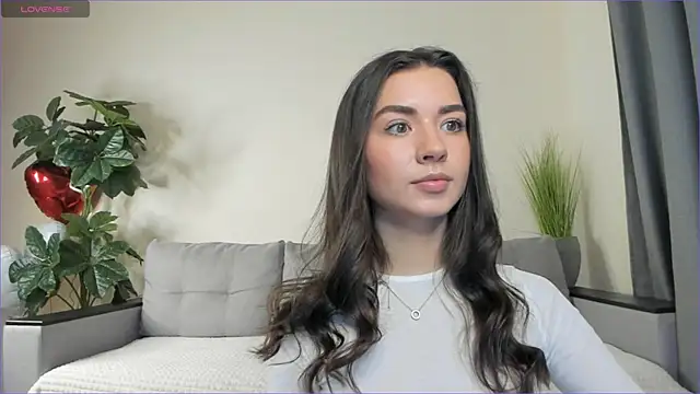 Snapshot of NicoleLuv chatting on March 3, 1:09 pm NicoleLuv online show from March 3, 1:09 pm