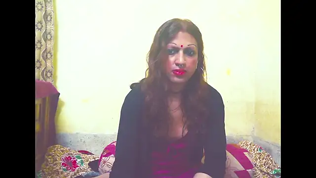 Snapshot of MmmMonikaBabie chatting on March 10, 7:50 pm MmmMonikaBabie online show from March 10, 7:50 pm