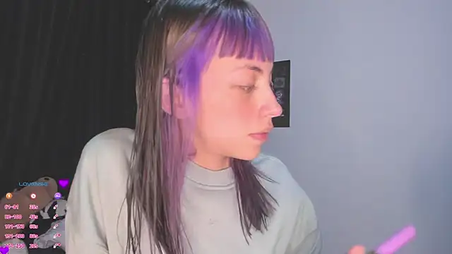 Snapshot of MiaGoth_ chatting on September 12, 12:33 am MiaGoth online show from September 12, 12:33 am