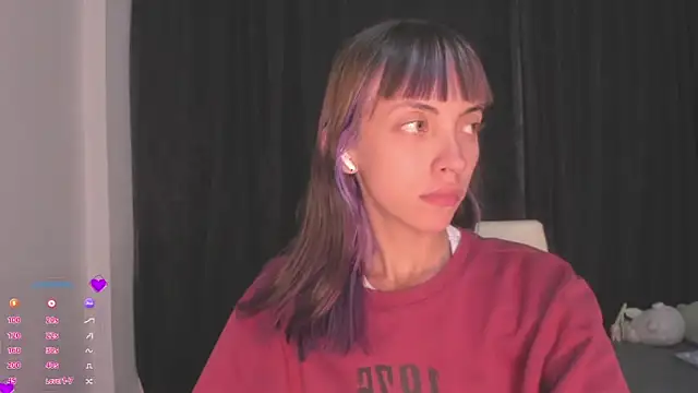 Snapshot of MiaGoth_ chatting on September 19, 12:02 am MiaGoth online show from September 19, 12:02 am