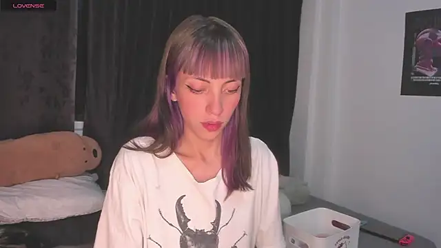 Snapshot of MiaGoth_ chatting on September 24, 3:10 am MiaGoth online show from September 24, 3:10 am