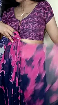 Snapshot of Miss-Riyasingh chatting on February 18, 5:42 pm Miss-Riyasingh online show from February 18, 5:42 pm