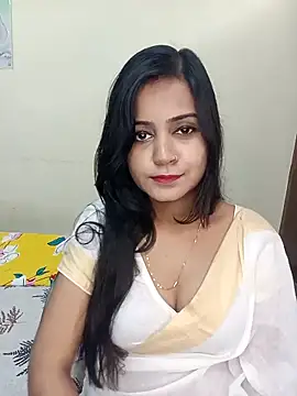 Snapshot of Miss-Riyasingh chatting on November 23, 5:18 am Miss-Riyasingh online show from November 23, 5:18 am