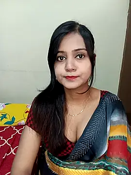 Snapshot of Miss-Riyasingh chatting on December 1, 3:22 am Miss-Riyasingh online show from December 1, 3:22 am