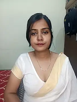 Miss-Riyasingh online show from April 19, 5:34 pm