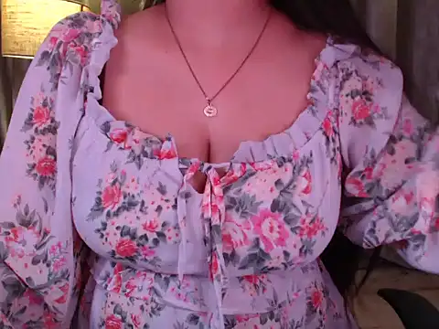 Snapshot of Sexy_Myra18 chatting on November 28, 5:21 am Sexy Myra18 online show from November 28, 5:21 am