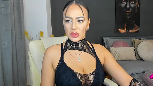 Snapshot of Sonia__Rey chatting on February 26, 4:03 am Sonia  Rey online show from February 26, 4:03 am