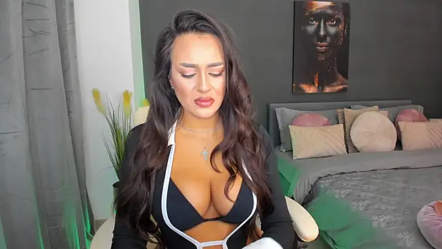 Snapshot of Sonia__Rey chatting on March 6, 7:43 pm Sonia  Rey online show from March 6, 7:43 pm