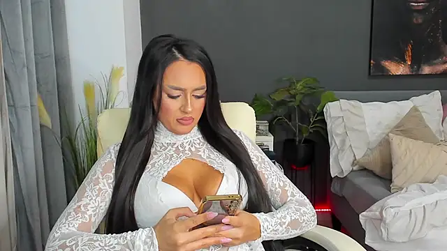 Snapshot of Sonia__Rey chatting on September 17, 9:05 pm Sonia  Rey online show from September 17, 9:05 pm
