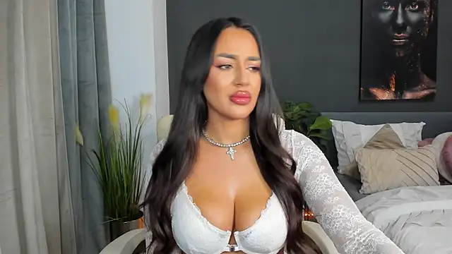 Snapshot of Sonia__Rey chatting on October 12, 6:29 pm Sonia  Rey online show from October 12, 6:29 pm