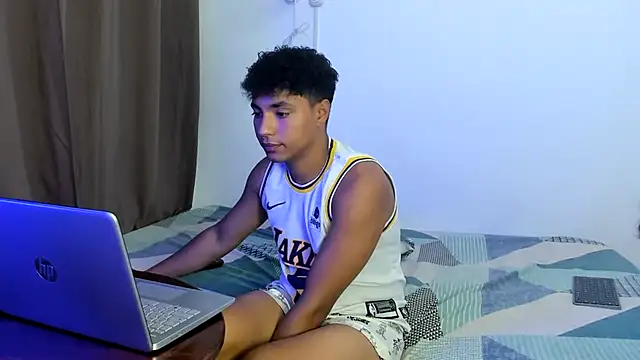 jonmaykolrose online show from January 14, 2:40 am