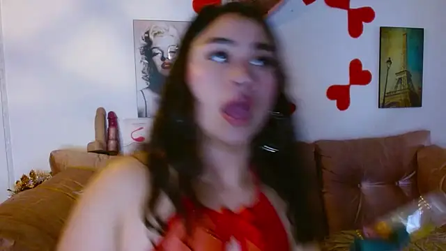 Snapshot of hinataleecs chatting on March 15, 6:14 am hinataleecs online show from March 15, 6:14 am