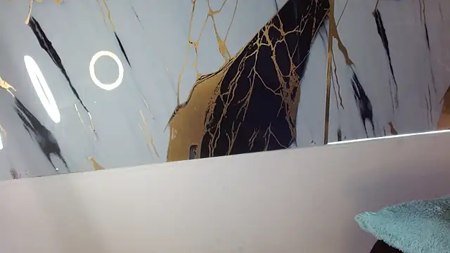 Snapshot of hinataleecs chatting on September 11, 7:47 pm hinataleecs online show from September 11, 7:47 pm