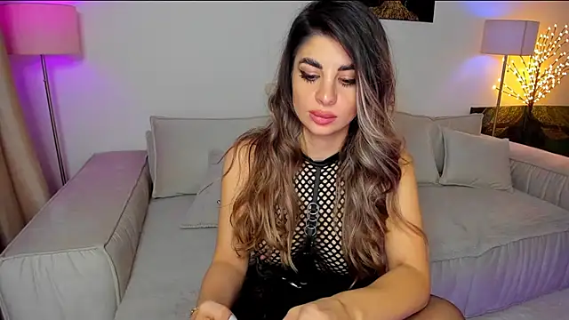 Queenofyouredreams online show from January 26, 3:59 am