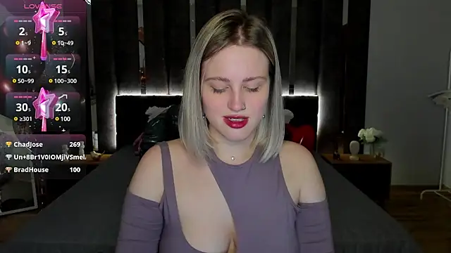  Sarah Soul  online show from February 23, 7:00 am