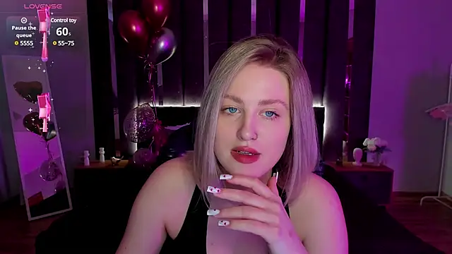  Sarah Soul  online show from March 12, 1:03 am