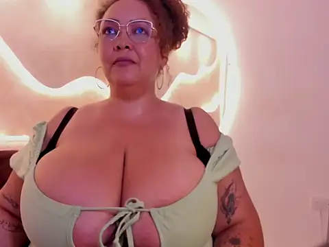 MaraaSweett online show from June 6, 1:54 am