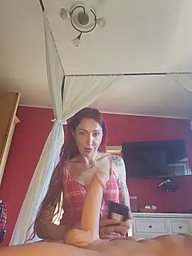 Carolina red online show from July 1, 12:18 pm