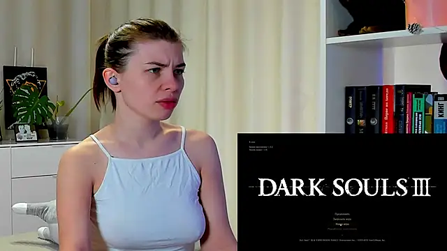 Snapshot of callmetori chatting on December 30, 8:21 am callmetori online show from December 30, 8:21 am