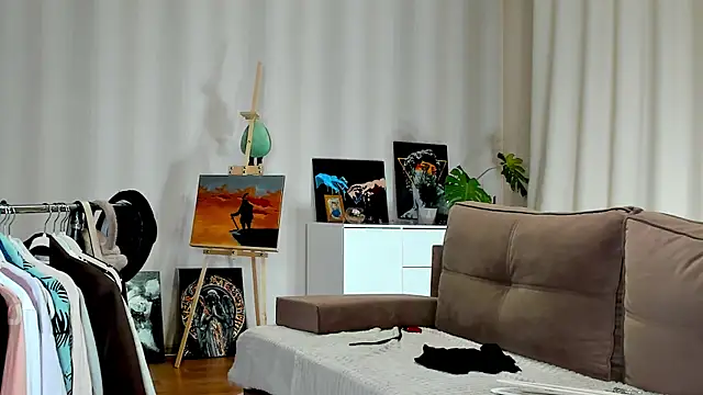 Snapshot of callmetori chatting on March 9, 3:38 pm callmetori online show from March 9, 3:38 pm