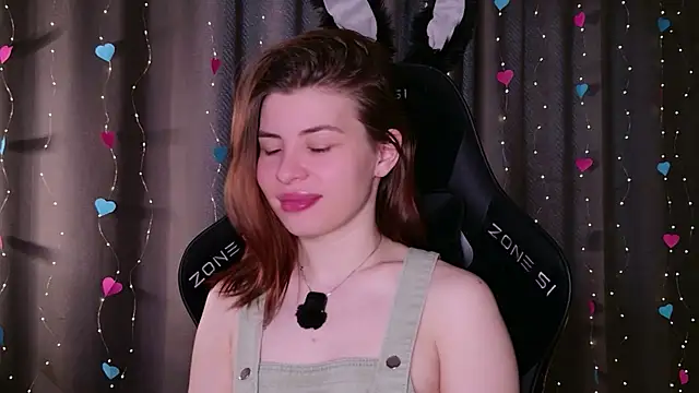 callmetori online show from March 14, 7:47 am