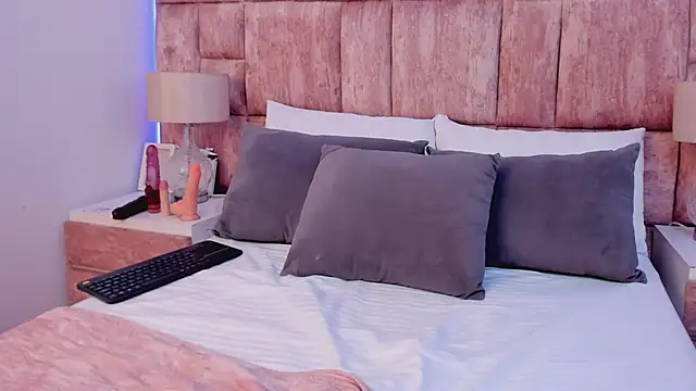 Cloesweet 1 online show from January 28, 4:19 pm