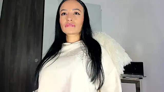 Snapshot of alexa_tobar chatting on July 20, 11:29 pm alexa tobar online show from July 20, 11:29 pm