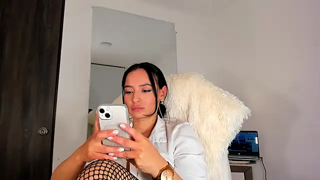 Snapshot of alexa_tobar chatting on July 23, 1:58 am alexa tobar online show from July 23, 1:58 am