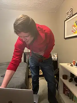 Snapshot of BigJohnson06 chatting on December 17, 10:34 am BigJohnson06 online show from December 17, 10:34 am