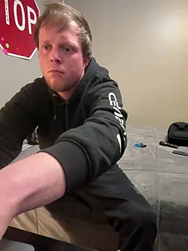 Snapshot of BigJohnson06 chatting on April 3, 5:22 pm BigJohnson06 online show from April 3, 5:22 pm