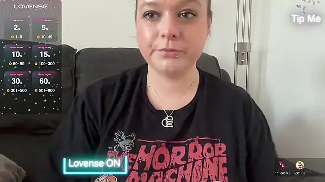 NaughtyWifeUK online show from February 27, 2:43 pm