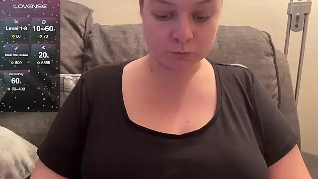 NaughtyWifeUK online show from April 5, 6:49 pm