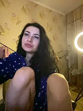 Starry Siren online show from February 19, 6:21 pm